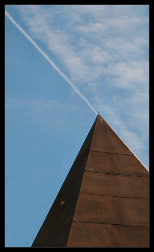 pyramidestreifen.jpg